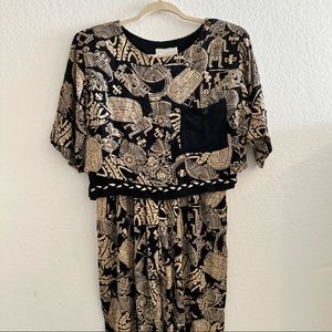 Abstract print crop top and narrow ankle pants set